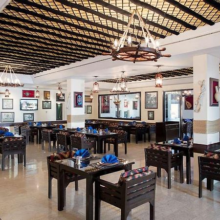 The Palms Beach Hotel And Spa - Kuwai Kuveyt Restoran fotoğraf
